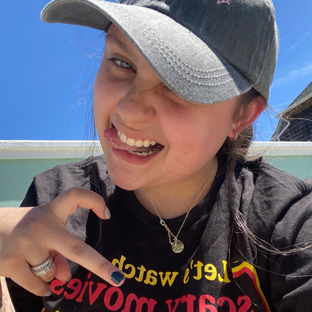 Meet your Posher, Tori